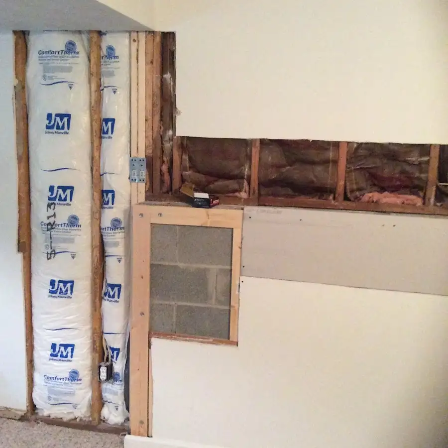 Wall insulation replacement during Basement Flood Cleanup in Mexico